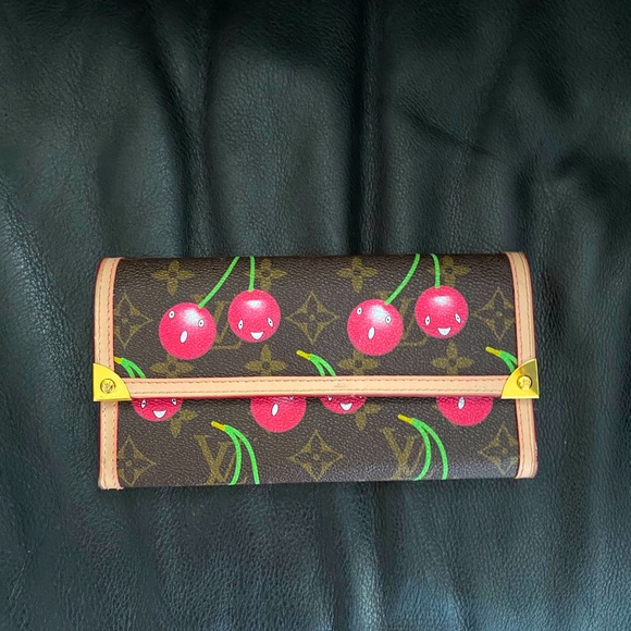 Handbags - Cherry wallet